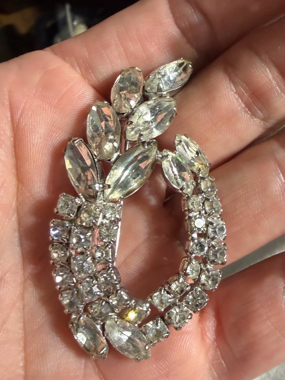 Vintage Silver Tone Clear Rhinestone Brooch